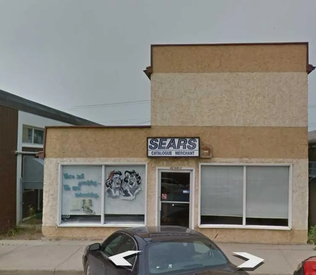 208 Main Street Oyen AB T0J 2J0
