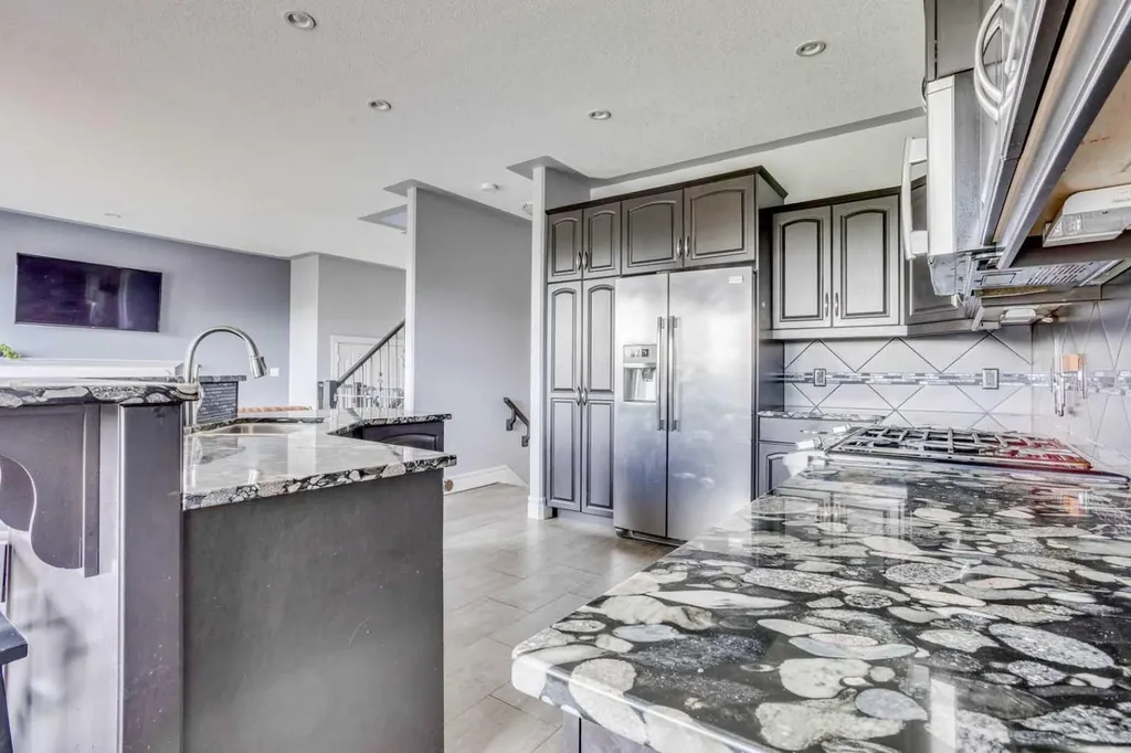 377 Walnut Crescent Fort Mcmurray AB T9K 0W2