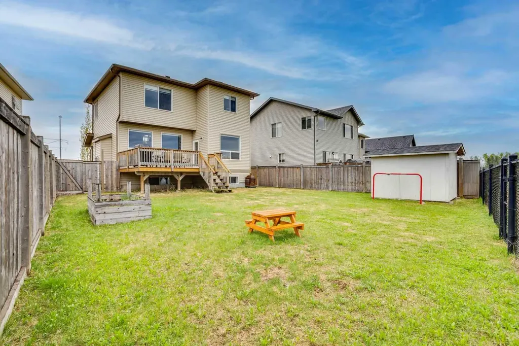 377 Walnut Crescent Fort Mcmurray AB T9K 0W2