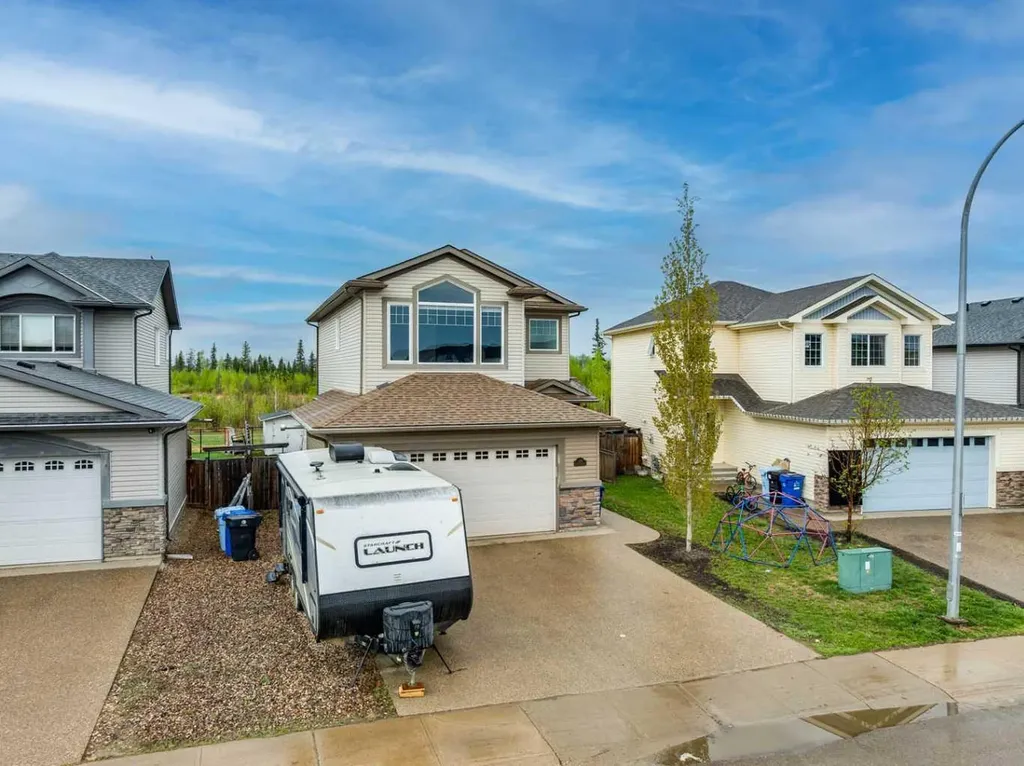 377 Walnut Crescent Fort Mcmurray AB T9K 0W2