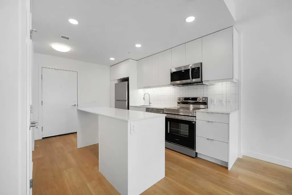 8500 19 Avenue SE Calgary AB T2A 0M8