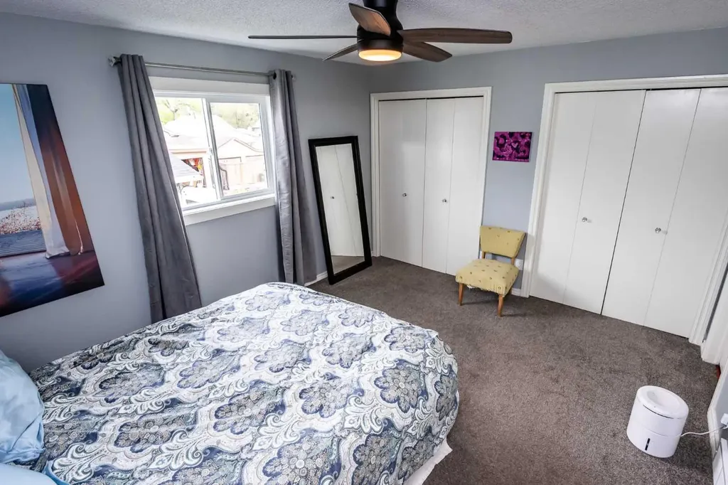 6432 18a Street SE Calgary AB T2C 0N3