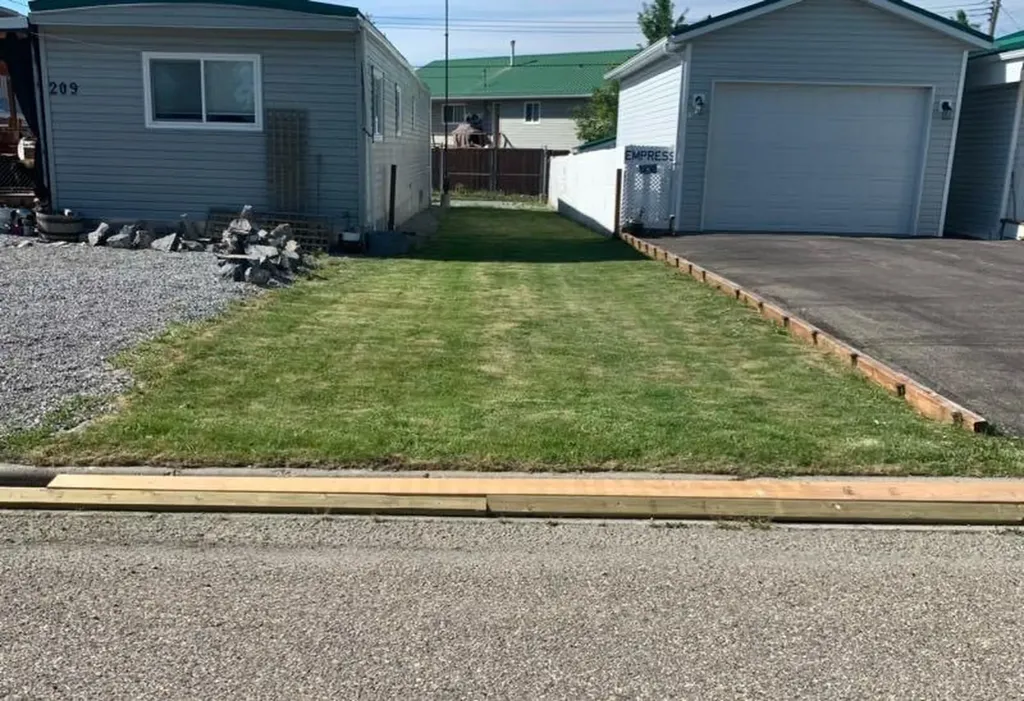 209 2 Street Cowley AB T0K 0P0