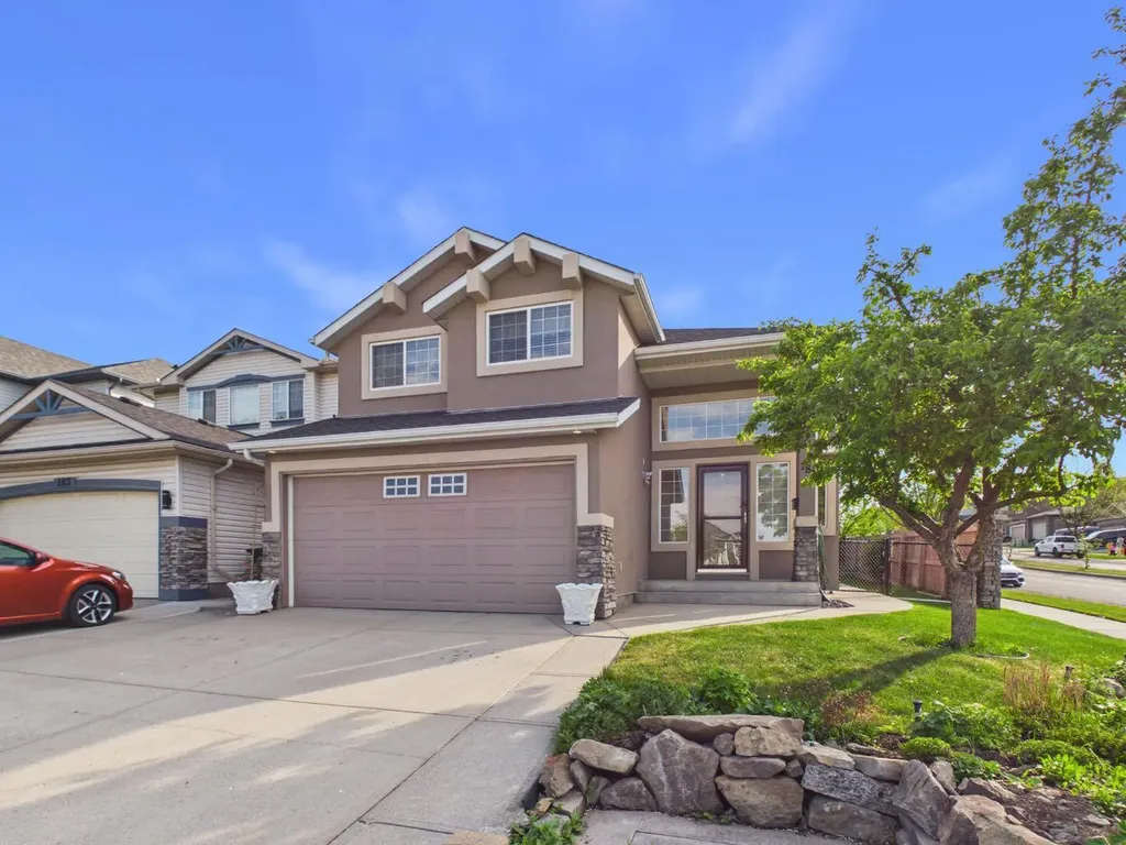 181 Panamount Hill NW Calgary AB T3K 5P5