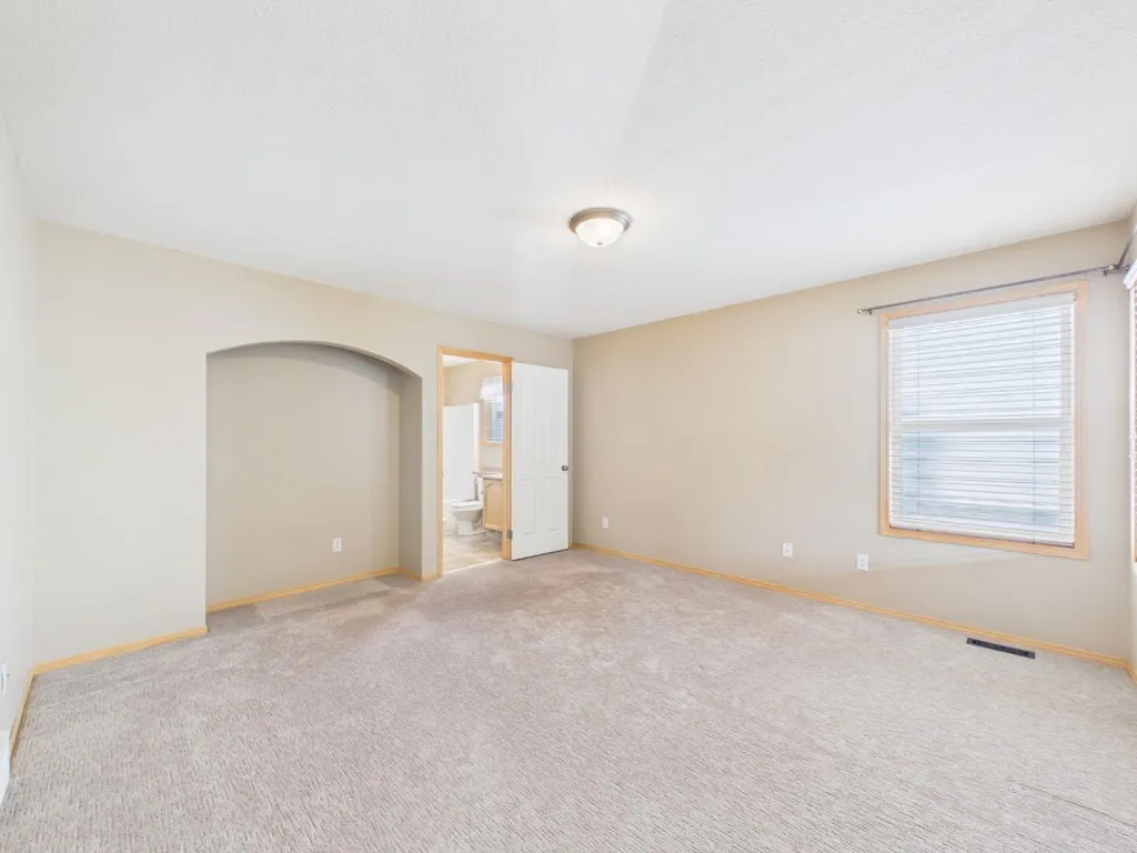 181 Panamount Hill NW Calgary AB T3K 5P5