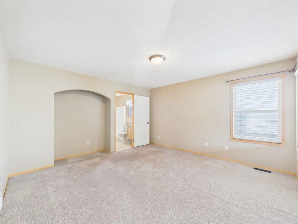 181 Panamount Hill NW Calgary AB T3K 5P5