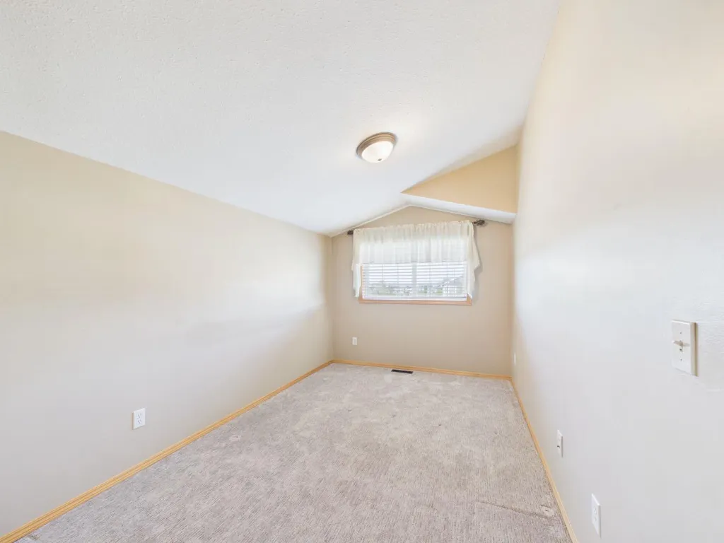 181 Panamount Hill NW Calgary AB T3K 5P5
