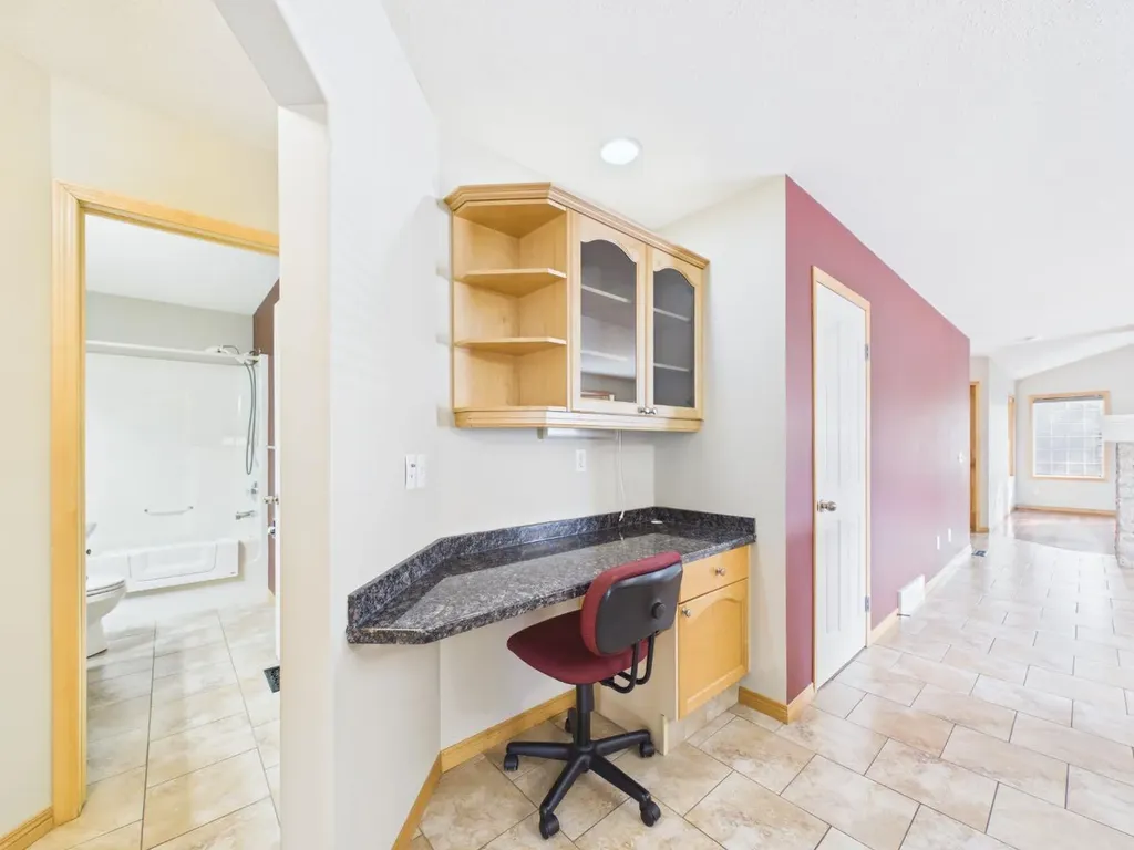 181 Panamount Hill NW Calgary AB T3K 5P5