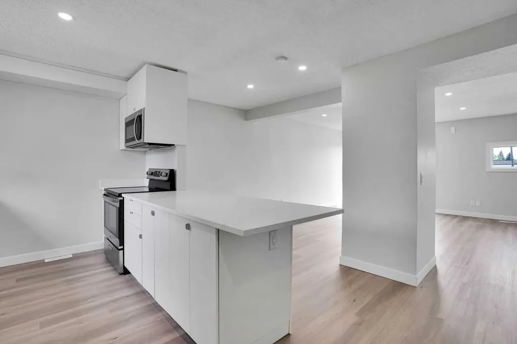 131 Templehill Drive NE Calgary AB T1Y 4T1