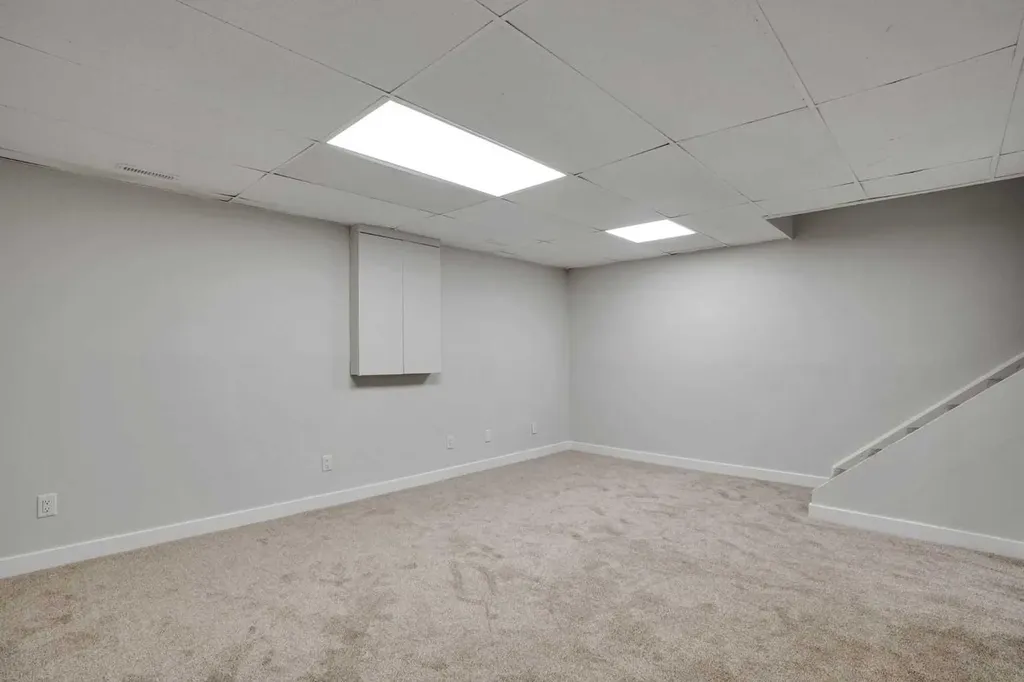 131 Templehill Drive NE Calgary AB T1Y 4T1