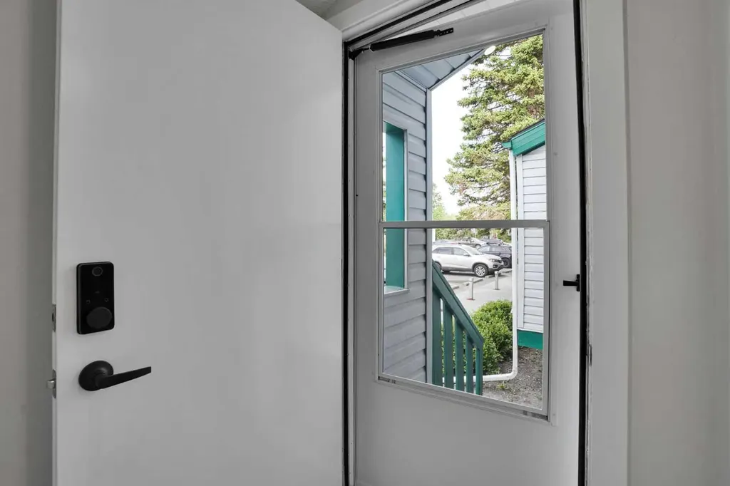 131 Templehill Drive NE Calgary AB T1Y 4T1