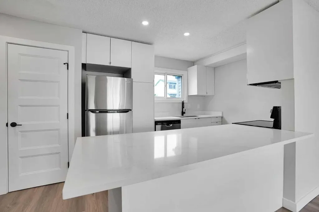 131 Templehill Drive NE Calgary AB T1Y 4T1