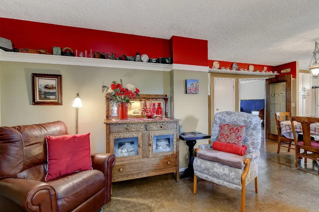 8002 103 Street Grande Prairie AB T8W 2A3