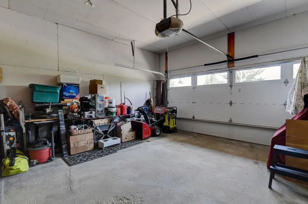 8002 103 Street Grande Prairie AB T8W 2A3