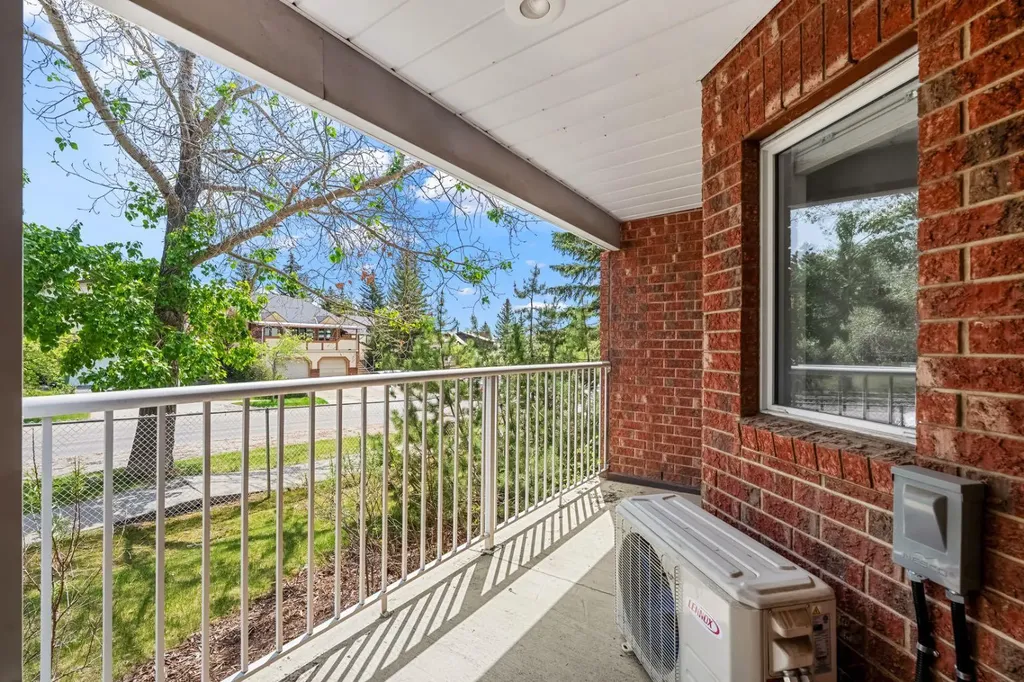 1108 Hawksbrow Point NW Calgary AB T3G 4C9