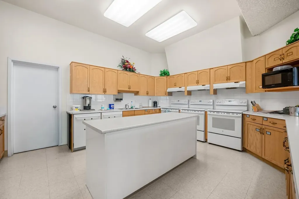 1108 Hawksbrow Point NW Calgary AB T3G 4C9