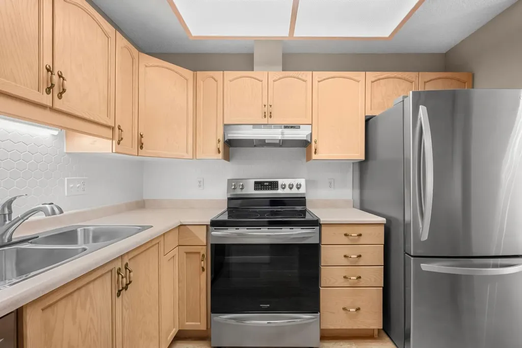 1108 Hawksbrow Point NW Calgary AB T3G 4C9