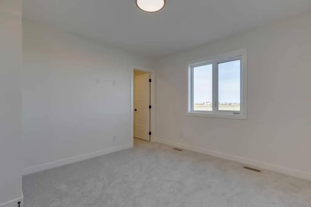 8542 Huxbury Drive NE Calgary AB T2A 4Y1