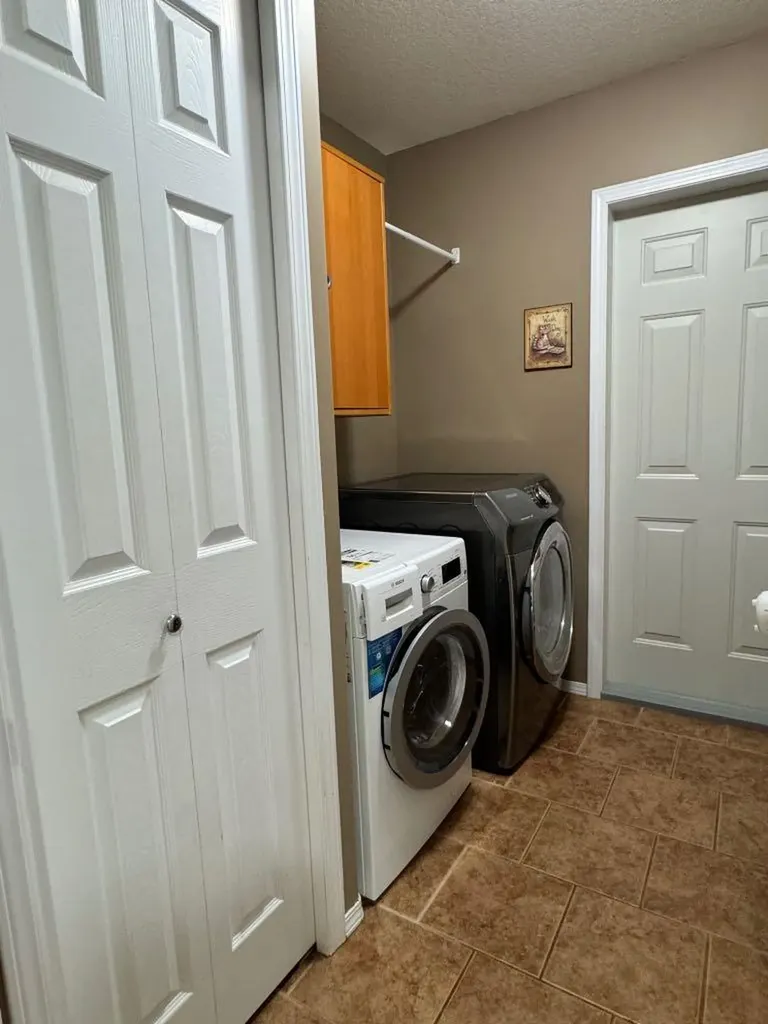 11345 110 Avenue Crescent Fairview AB T0H 1L0