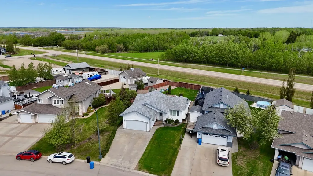 11345 110 Avenue Crescent Fairview AB T0H 1L0