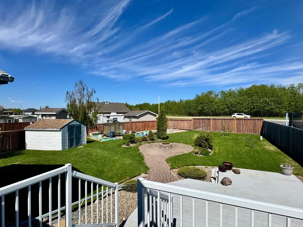 11345 110 Avenue Crescent Fairview AB T0H 1L0