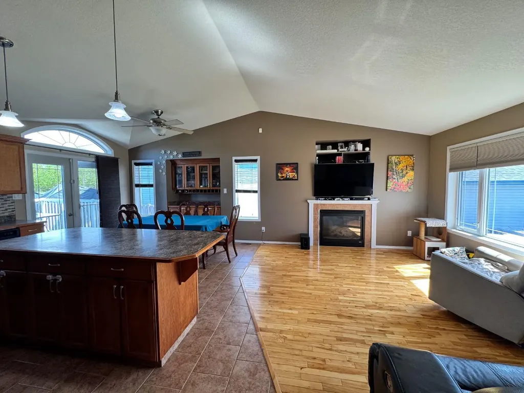 11345 110 Avenue Crescent Fairview AB T0H 1L0