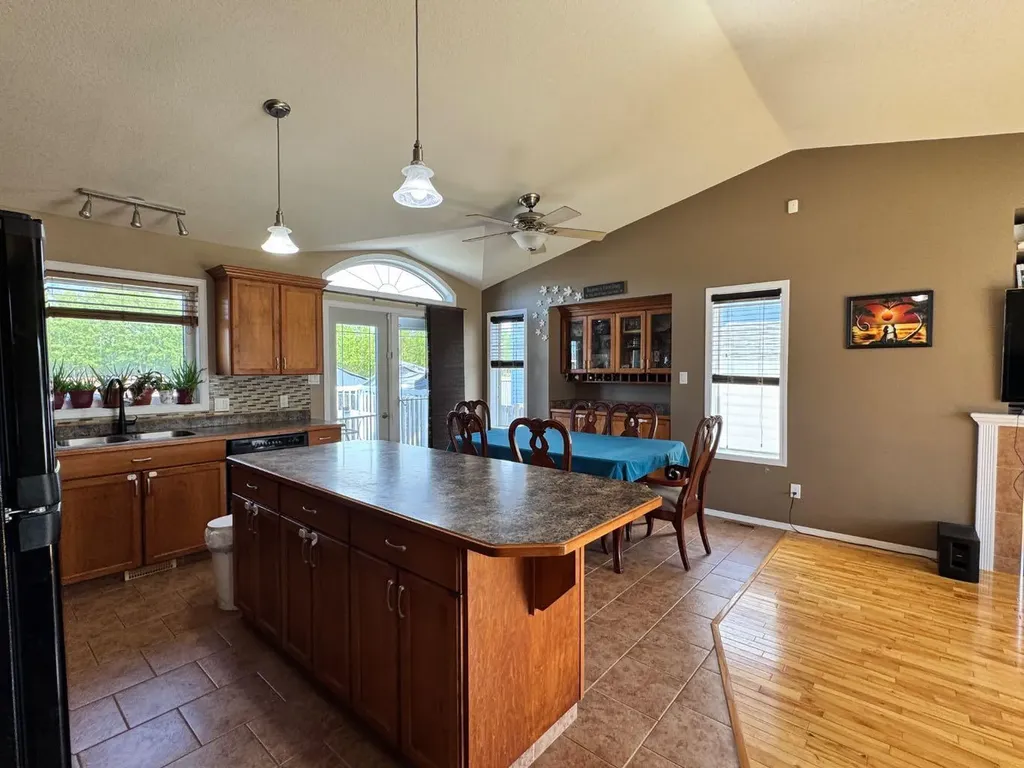 11345 110 Avenue Crescent Fairview AB T0H 1L0