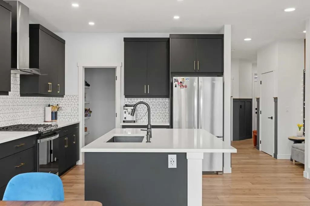436 Belmont Park SW Calgary AB T2X 5S9