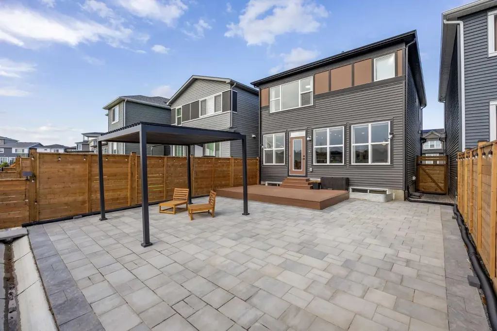 436 Belmont Park SW Calgary AB T2X 5S9