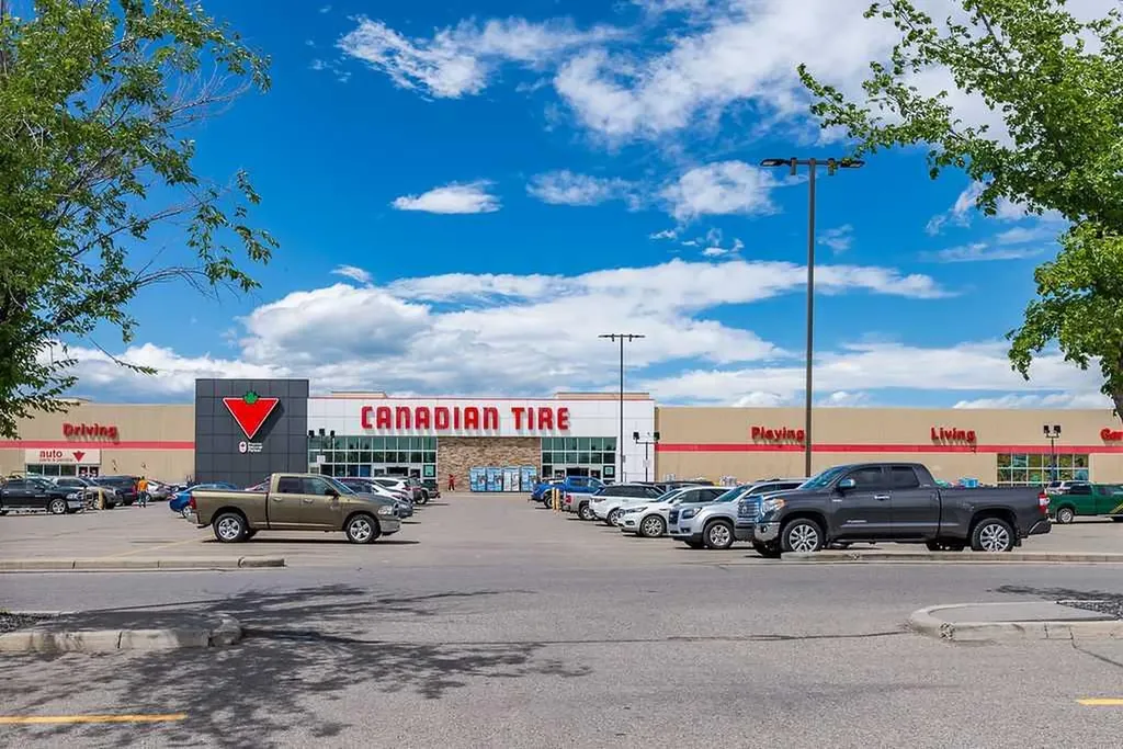 5 Shawglen Court SW Calgary AB T2Y2R1