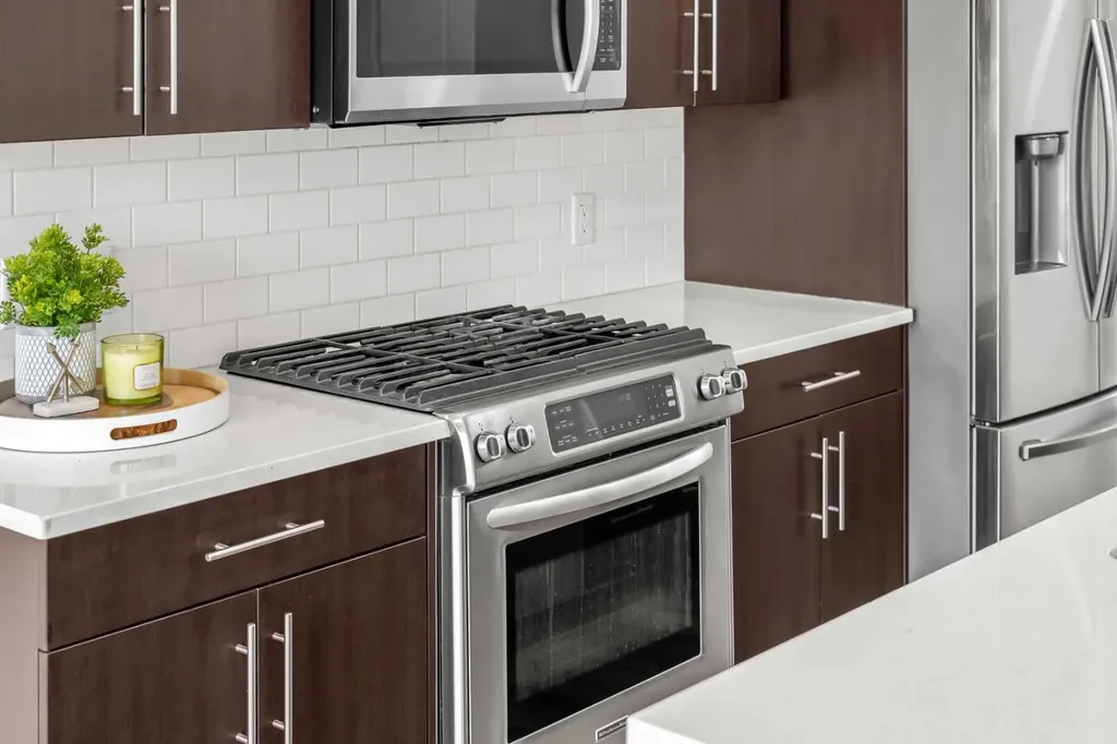 357 Mckenzie Towne Gate SE Calgary AB T2Z 1C8