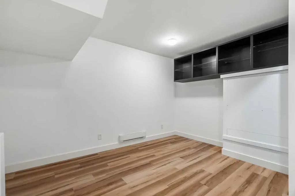 357 Mckenzie Towne Gate SE Calgary AB T2Z 1C8