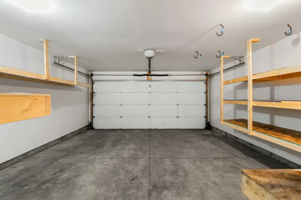 357 Mckenzie Towne Gate SE Calgary AB T2Z 1C8