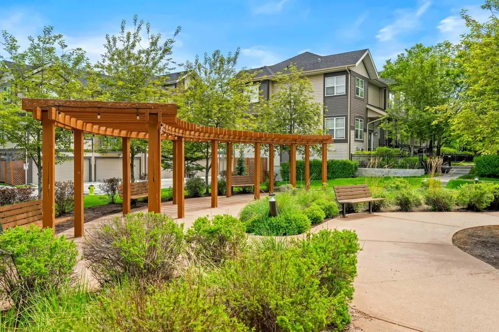 357 Mckenzie Towne Gate SE Calgary AB T2Z 1C8