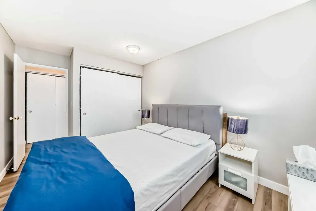 5601 Dalton Drive NW Calgary AB T3A 2E2
