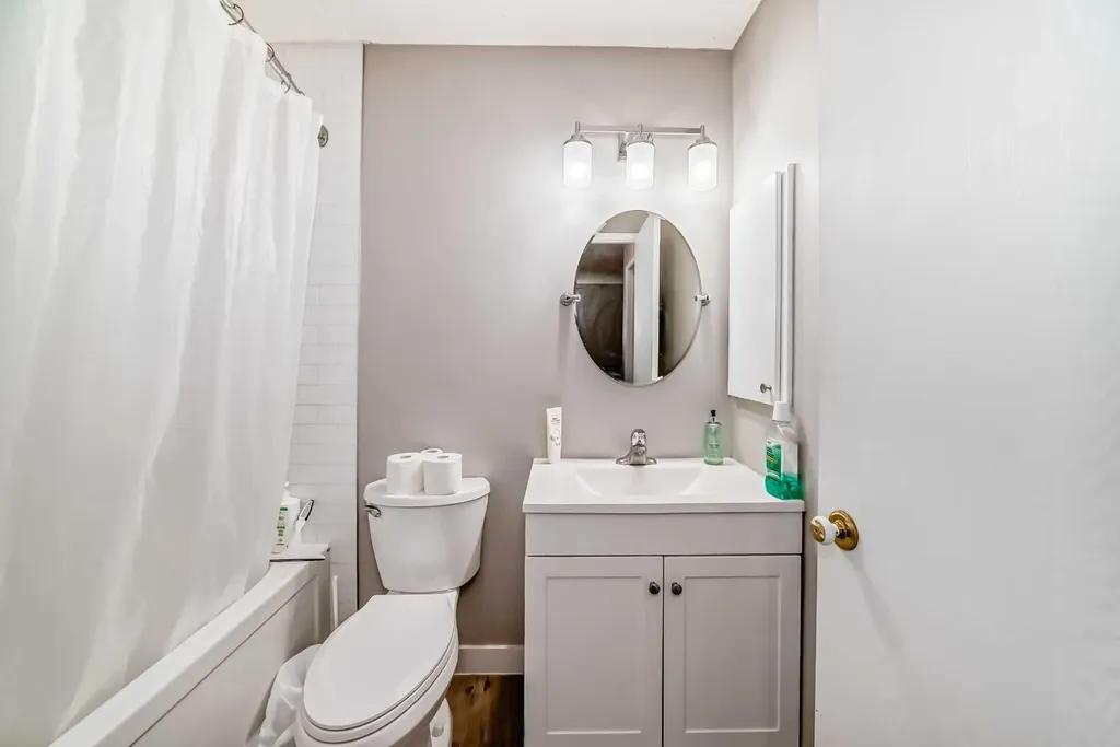 5601 Dalton Drive NW Calgary AB T3A 2E2