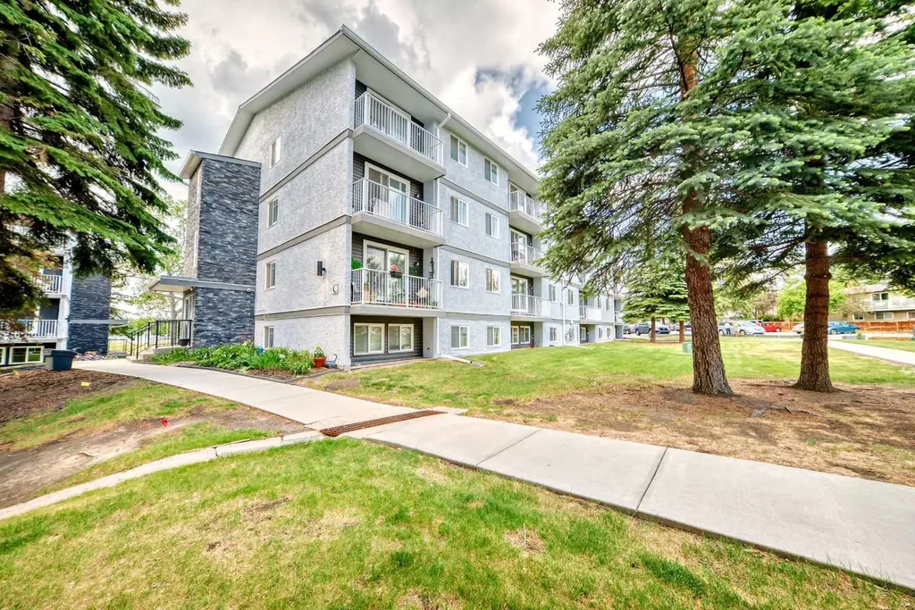 5601 Dalton Drive NW Calgary AB T3A 2E2