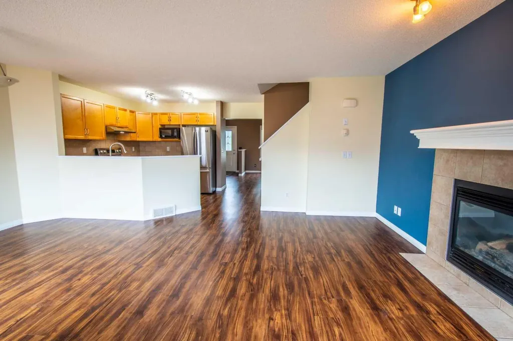 11 Saddlebrook Mews NE Calgary AB T3J 0B3