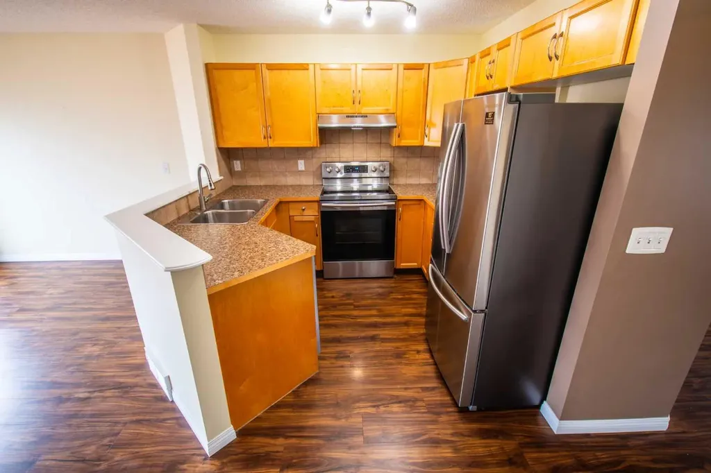 11 Saddlebrook Mews NE Calgary AB T3J 0B3