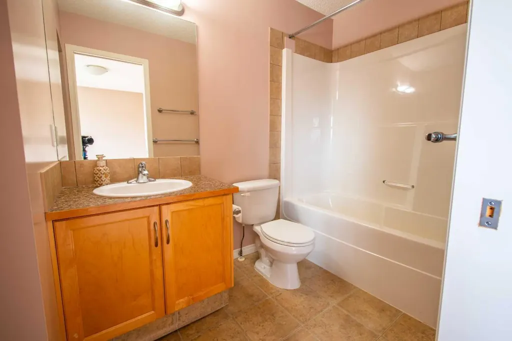 11 Saddlebrook Mews NE Calgary AB T3J 0B3