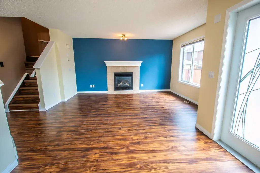 11 Saddlebrook Mews NE Calgary AB T3J 0B3
