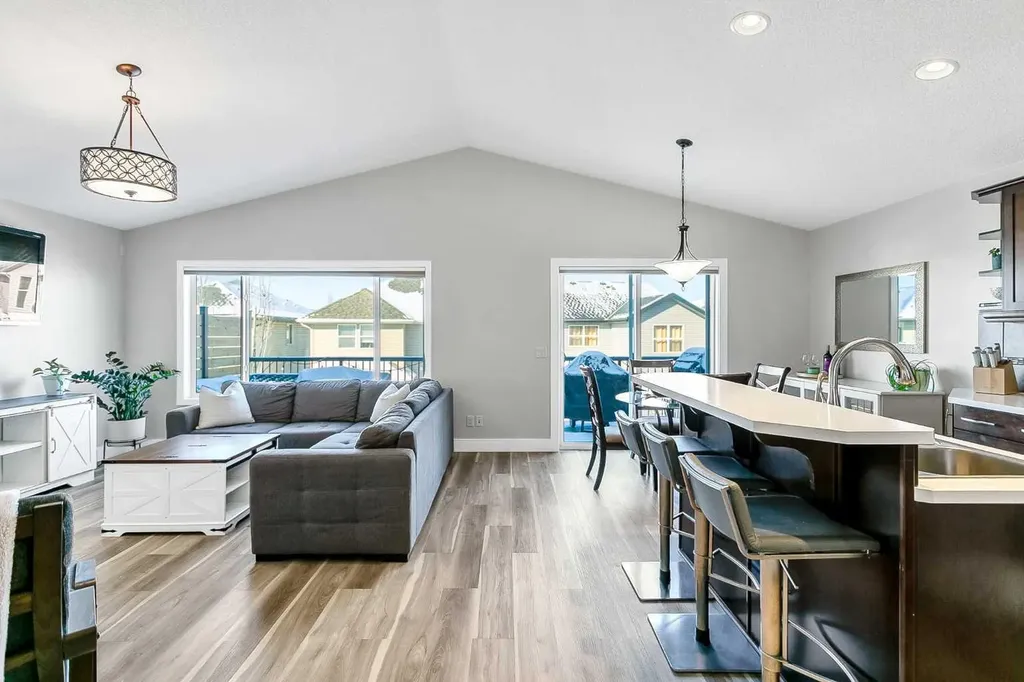 60 Auburn Glen Green SE Calgary AB T3M 0R2