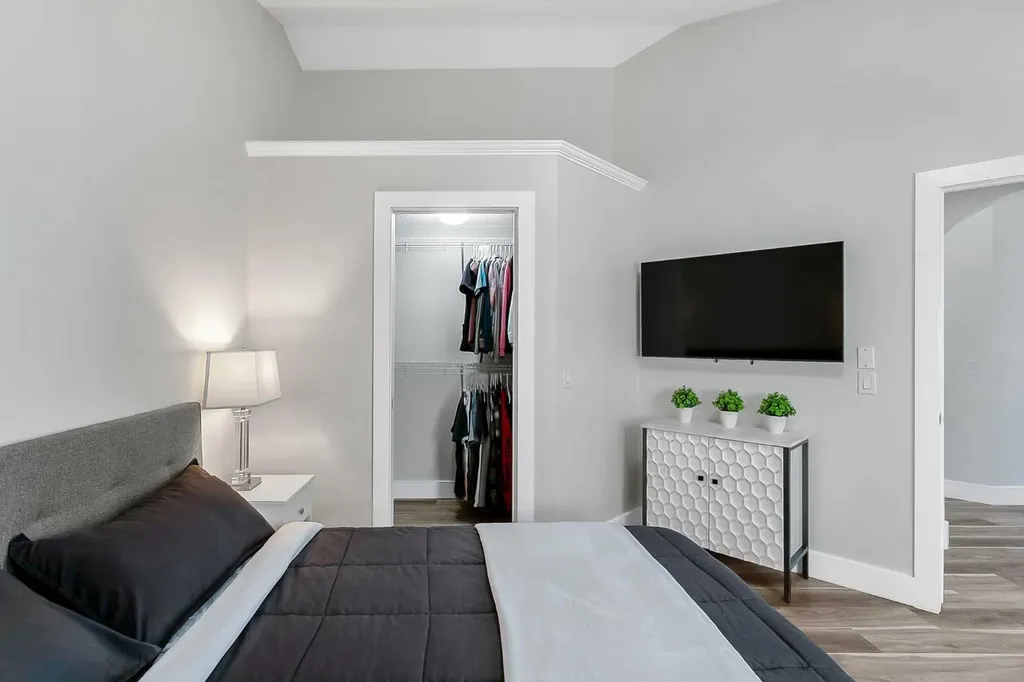 60 Auburn Glen Green SE Calgary AB T3M 0R2