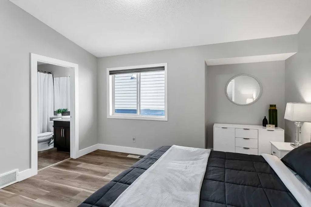 60 Auburn Glen Green SE Calgary AB T3M 0R2