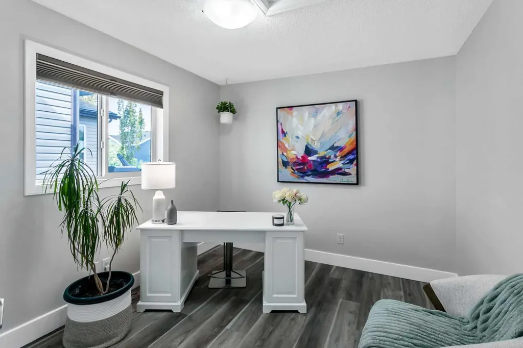 60 Auburn Glen Green SE Calgary AB T3M 0R2