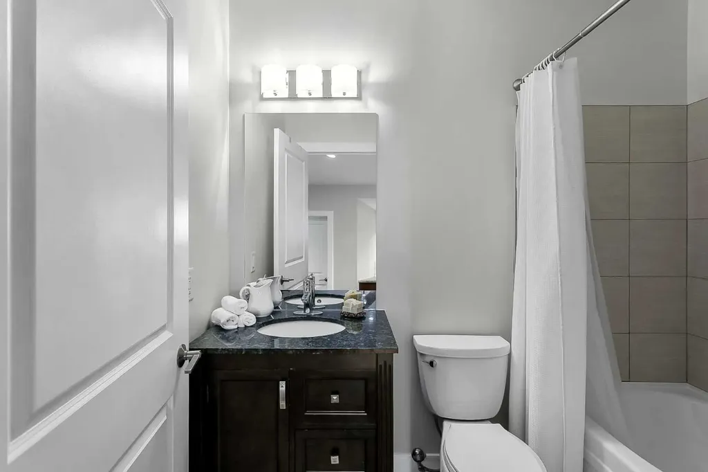60 Auburn Glen Green SE Calgary AB T3M 0R2