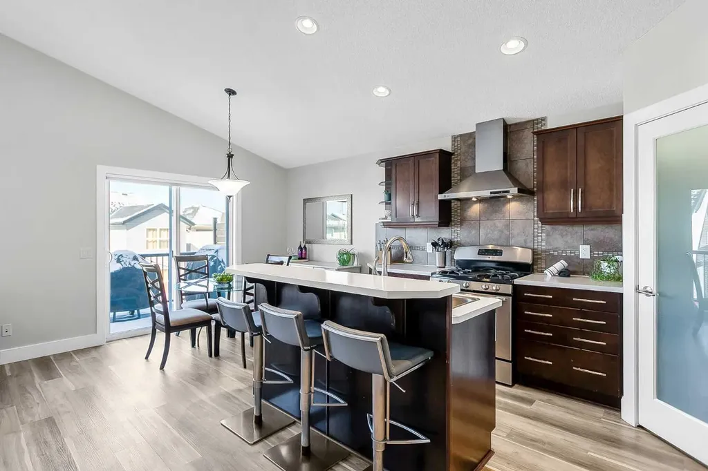 60 Auburn Glen Green SE Calgary AB T3M 0R2