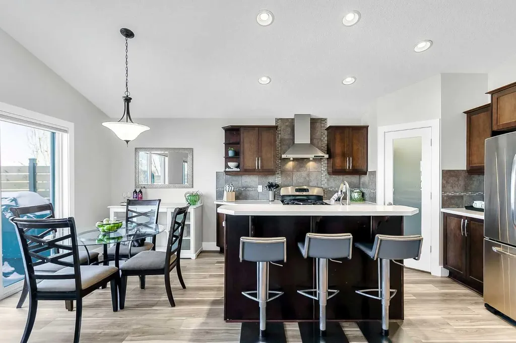 60 Auburn Glen Green SE Calgary AB T3M 0R2