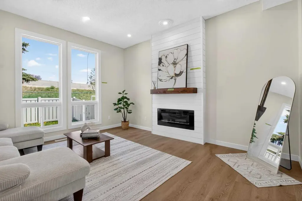 5340 17 Avenue SW Calgary AB T3E 6M3