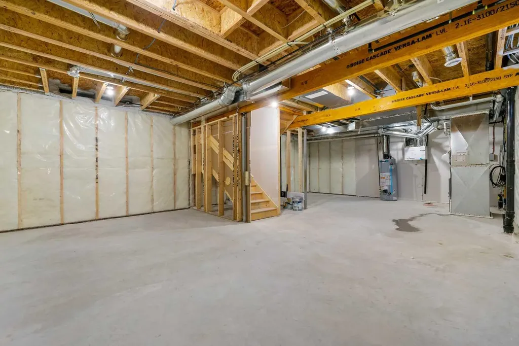 72 Dawson Wharf Mount Chestermere AB T1X2X6